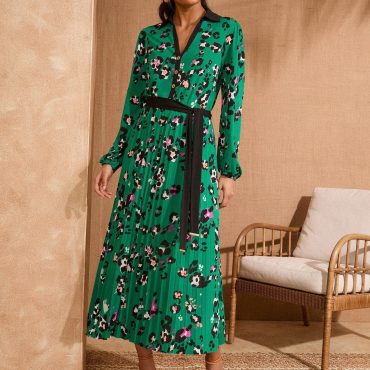 Love & Roses Green Animal Printed Jersey Collar Pleated Long Sleeve Midi Dress