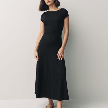 Black Cap Sleeve Jacquard Midi Dress
