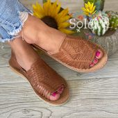 Open Toe Artisanal Sandal. Mexican Leather Flats. Tan Sandals. Cute Summer Sandal. Slip on Shoes. Open Toe Artisanal Shoes.