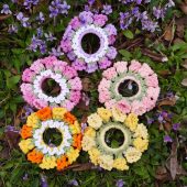 crochet flowers Hair Bands，flowers Hairband，Scrunchy Hair Rope,Hair Accessory For Women,Ponytail Holder,Elastic Hair Tie,Christmas gift.