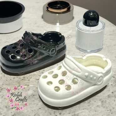 Creative Ceramic Clog-Shaped Ashtrays Are Available In Black And White, Slipper-Shaped Ashtrays, Table Decorations, And Small Object Trays