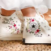 Bridal Converse Custom, Wedding Flowers Embroidered Converse Chuck Taylor 1970s, Embroidery Logo, Flower Embroidered Shoes, Wedding Gifts