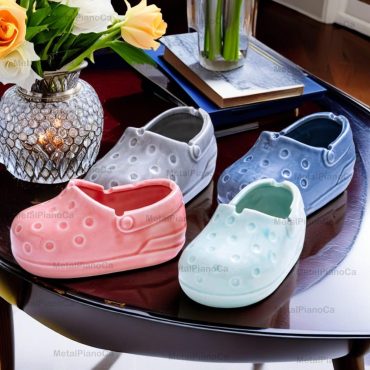 Cute Ceramic Slippers Ashtray, Office Decoration Ashtray With Socket Hole, Pocket Shoe Decoration Tray, 4 Colors Available