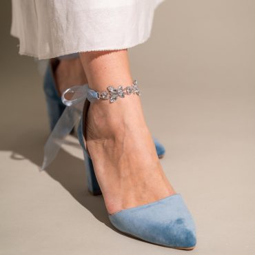 Baby Blue Wedding Heels, Velvet Bridal Shoes with Medium High Block Heels, Light Blue Classic Ankle Strap Bridesmaid Wedding Sandals